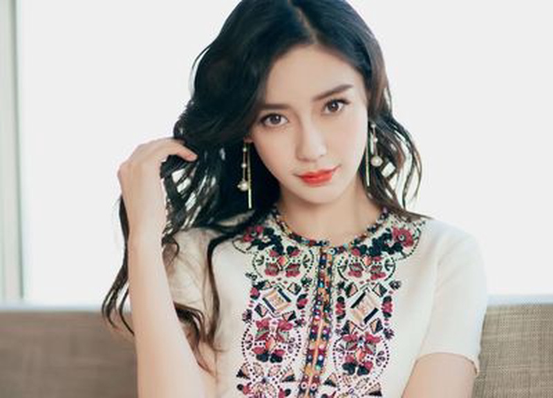 杨颖